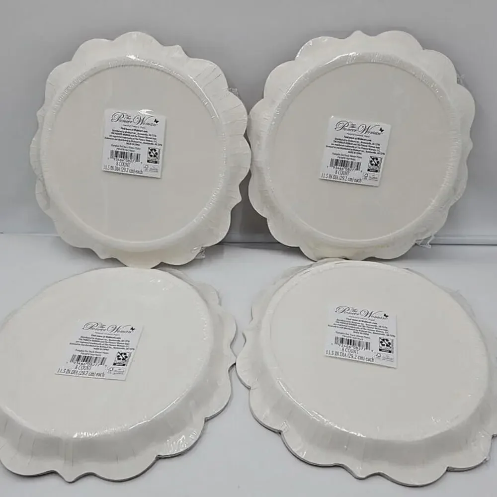 4 PACKS‎ The Pioneer Woman Pumpkin Dog Truck Paper Plate; 32 Ct.; 11.5